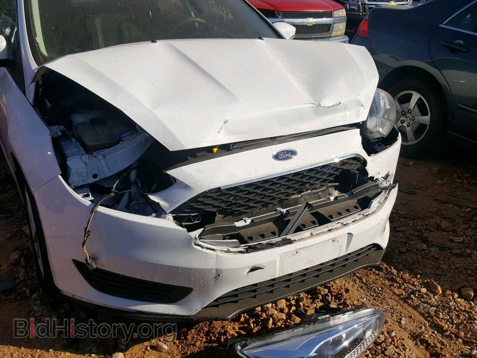 2017 FORD FOCUS - VIN: 1FADP3F25HL300429 - Photo 9