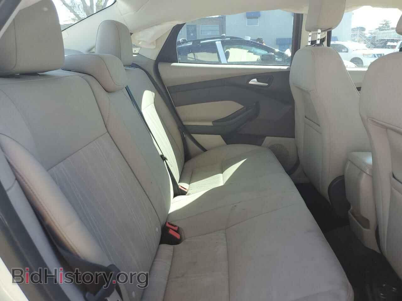 2016 FORD FOCUS - VIN: 1FADP3F27GL372733 - Photo 10