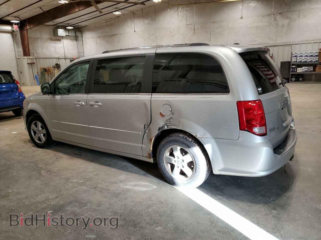2011 DODGE CARAVAN - VIN: 2D4RN5DG3BR688973 - Photo 2