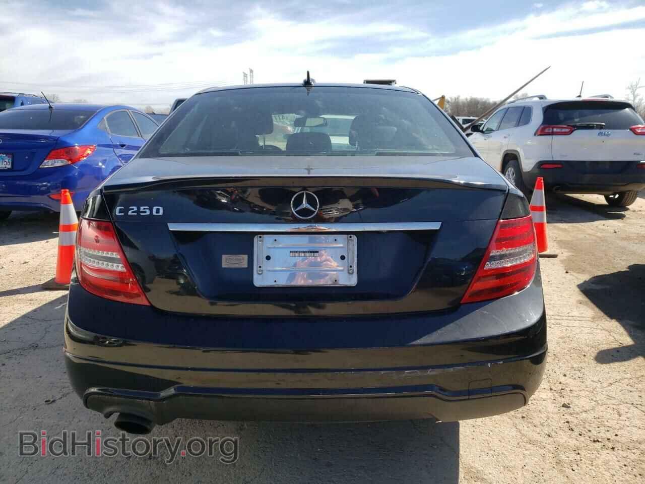 2013 MERCEDES-BENZ C-CLASS - VIN: WDDGF4HB8DA776084 - Фото 6