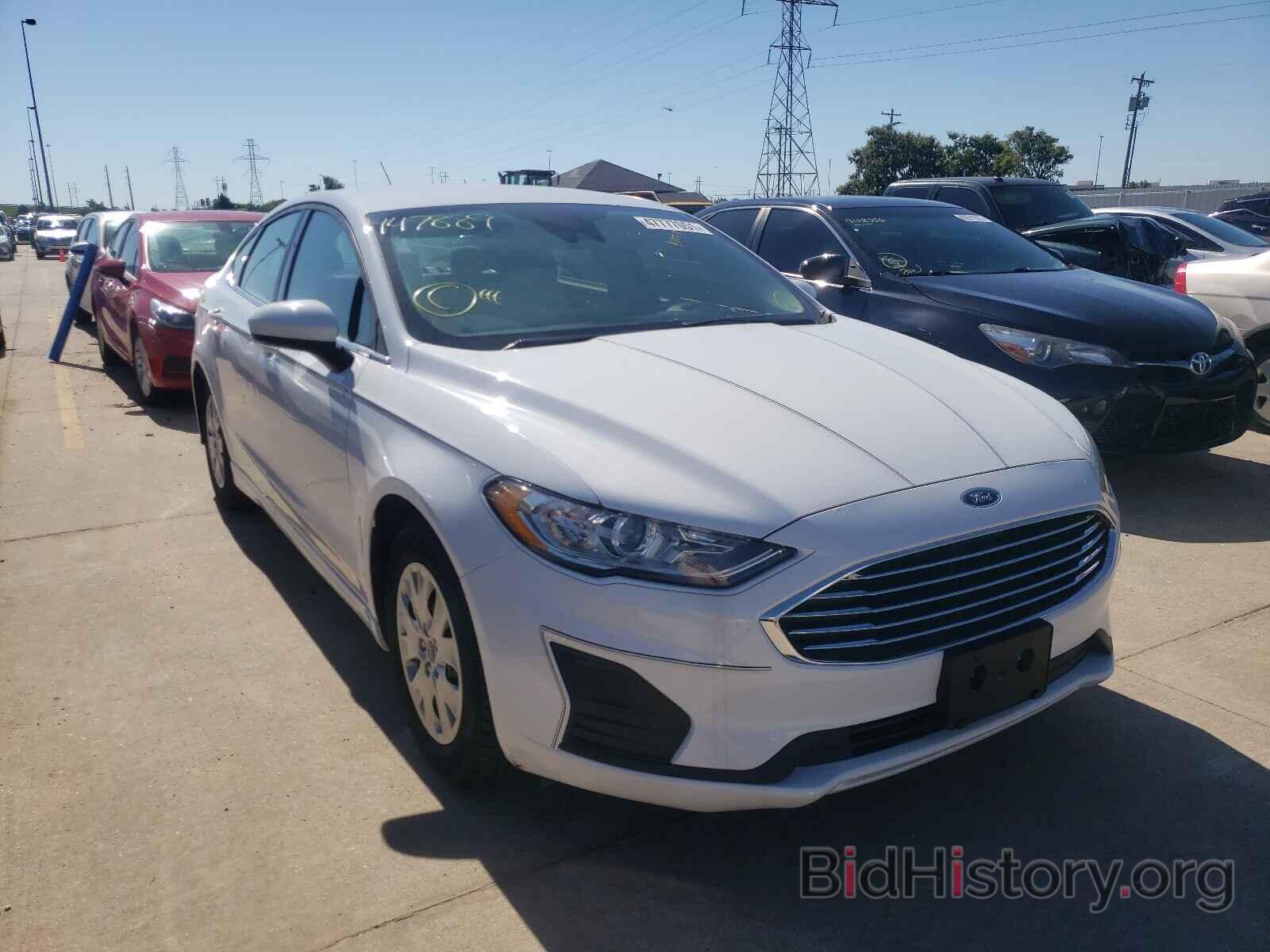 Photo 3FA6P0G74KR147889 - FORD FUSION 2019