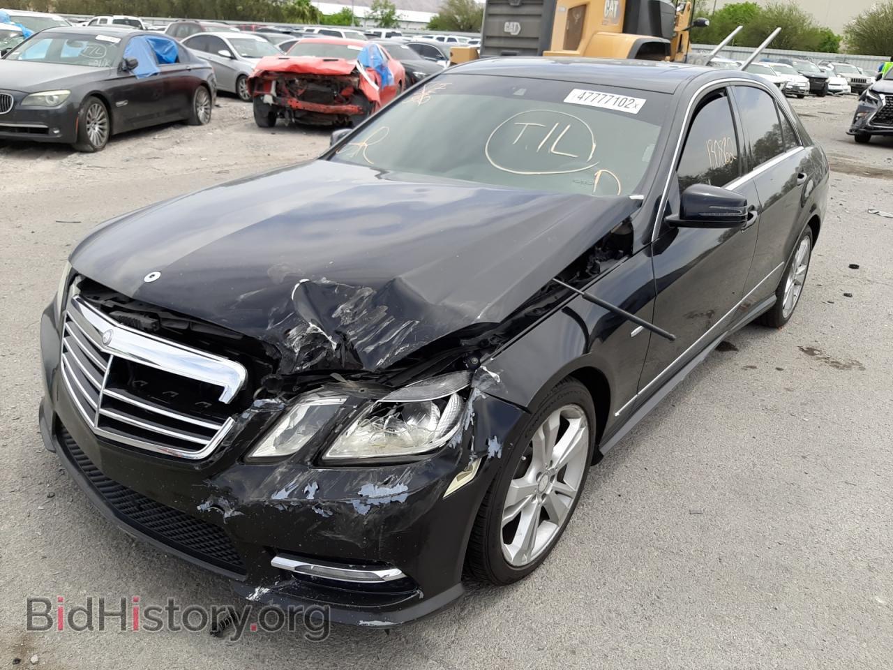 2012 MERCEDES-BENZ E-CLASS - VIN: WDDHF5KB5CA575132 - Фото 2