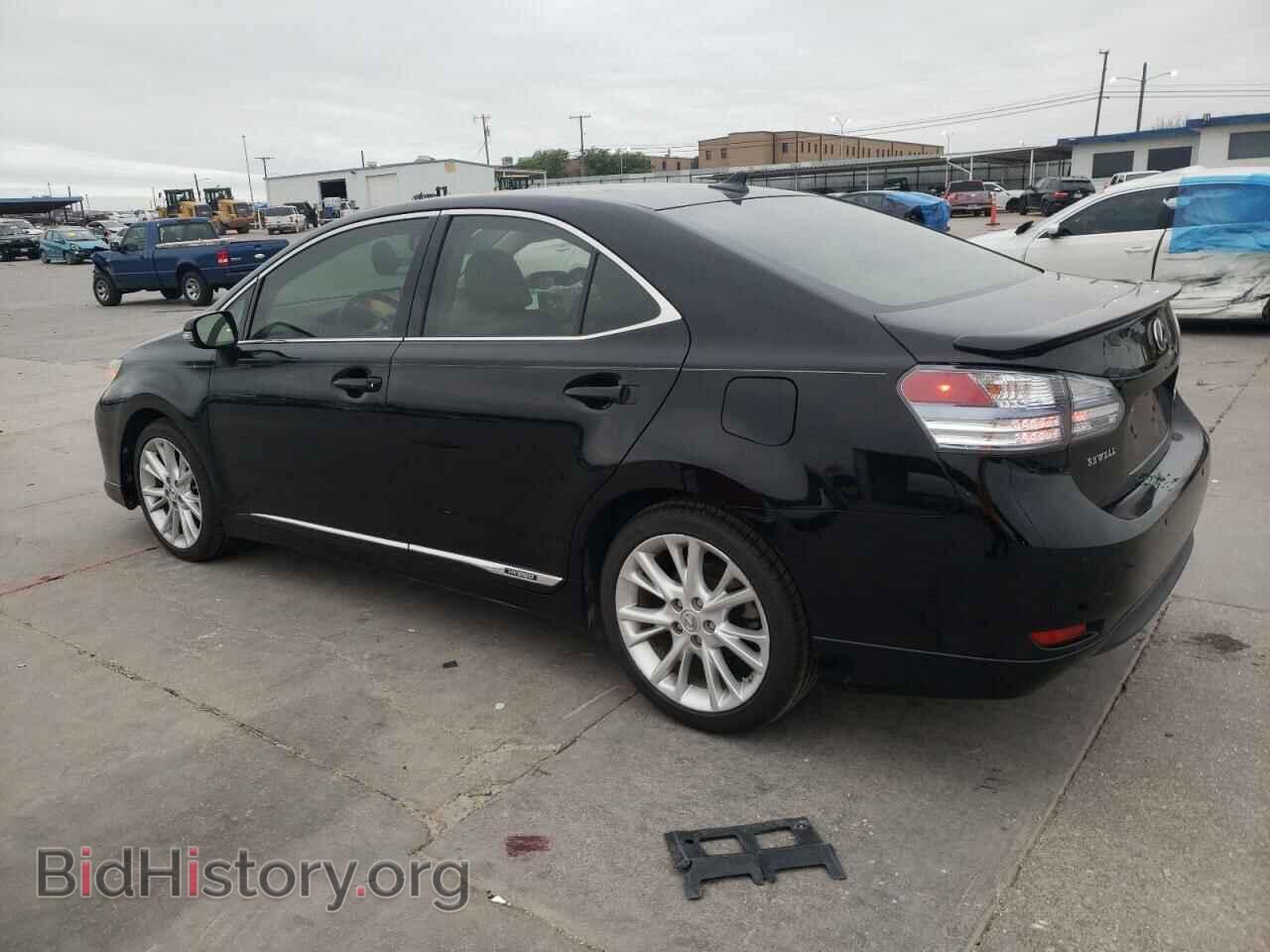 2011 LEXUS HS - VIN: JTHBB1BA6B2047098 - Photo 2