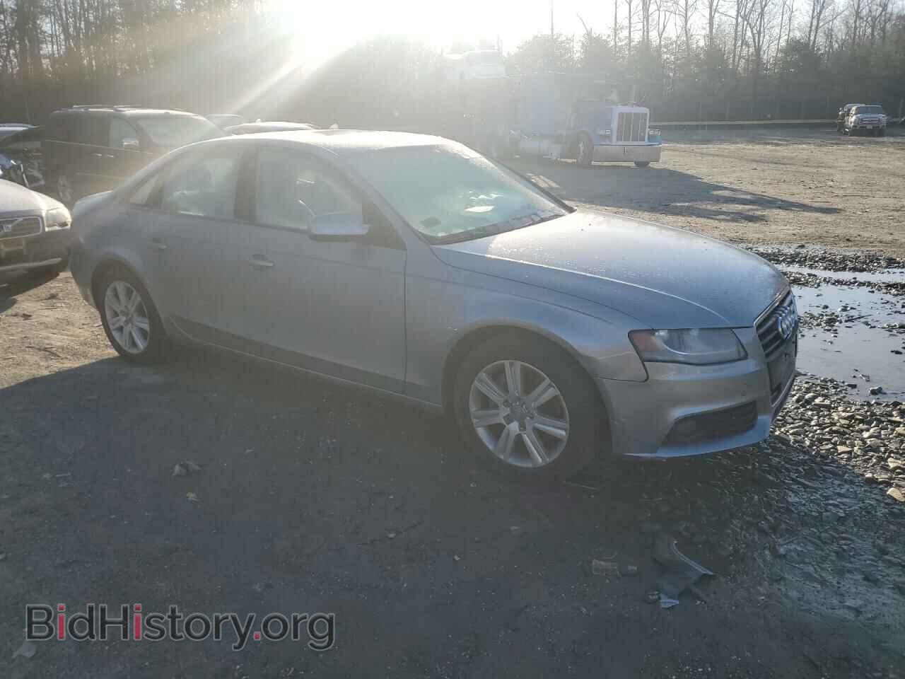 2011 AUDI A4 - VIN: WAUAFAFL2BN032994 - Фото 4