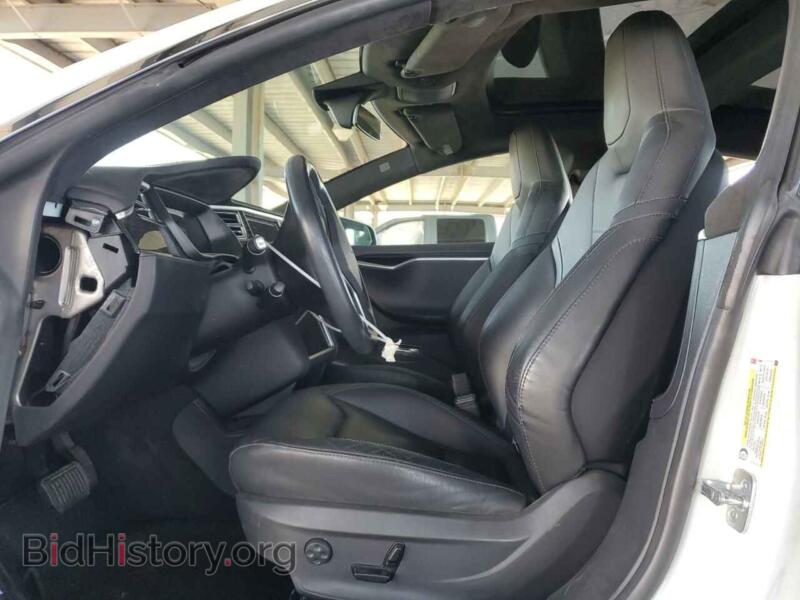 2016 Tesla MODEL S (VIN 5YJSA1E17GF175094) — photo 7 of 13