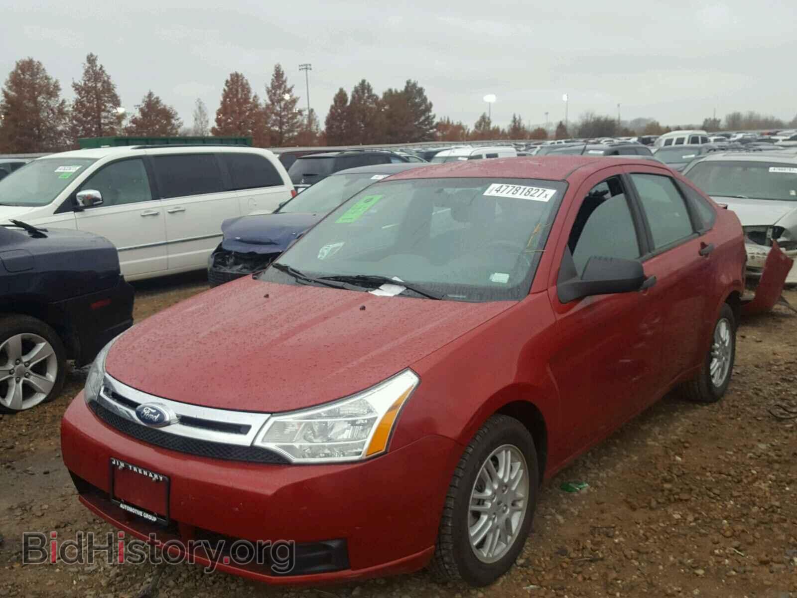 2011 FORD FOCUS - VIN: 1FAHP3FN1BW165483 - Фото 2