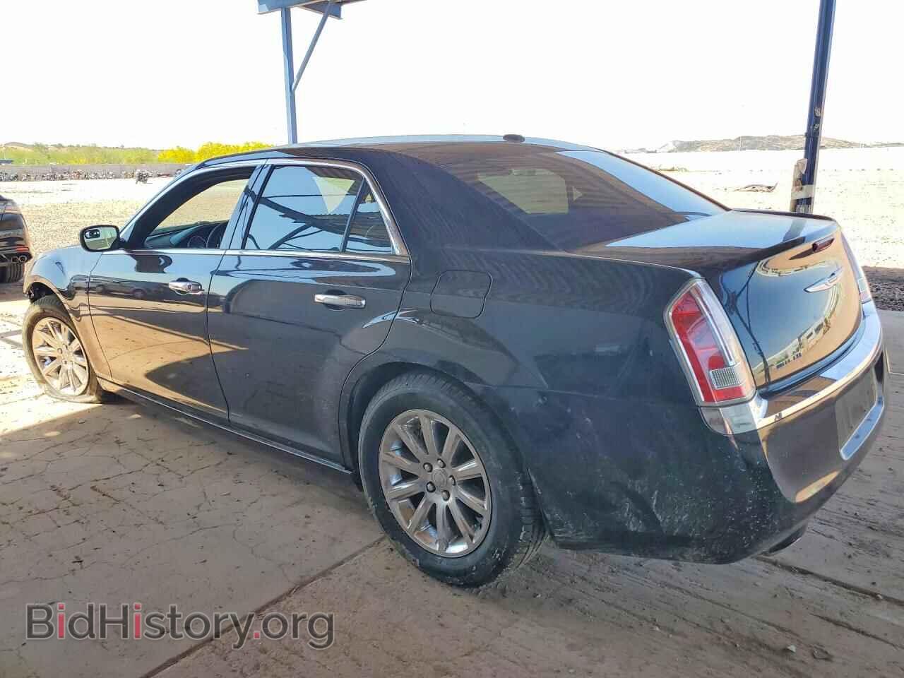 2013 CHRYSLER 300 - VIN: 2C3CCAET3DH510166 - Фото 2