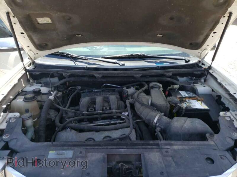 2011 Ford FLEX (VIN 2FMGK5DC3BBD35423) — photo 7 of 10