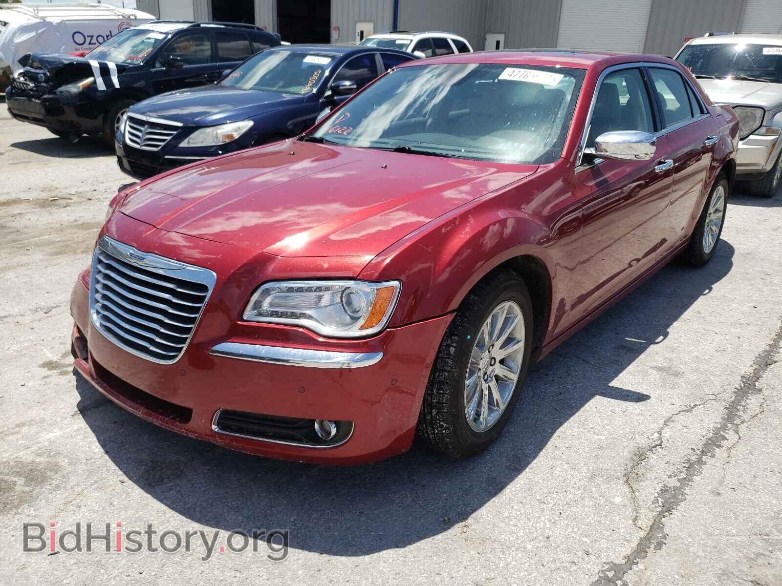 2014 CHRYSLER 300 - VIN: 2C3CCAET9EH340431 - Фото 2