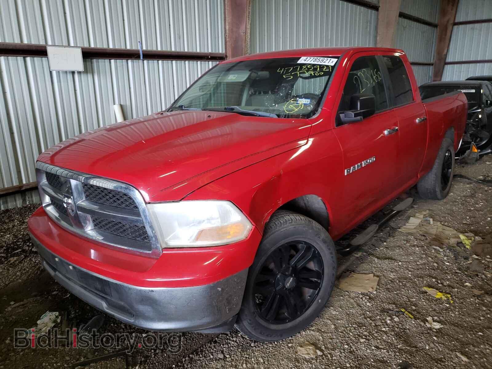 2011 DODGE RAM 1500 - VIN: 1D7RB1GP6BS573900 - Фото 2