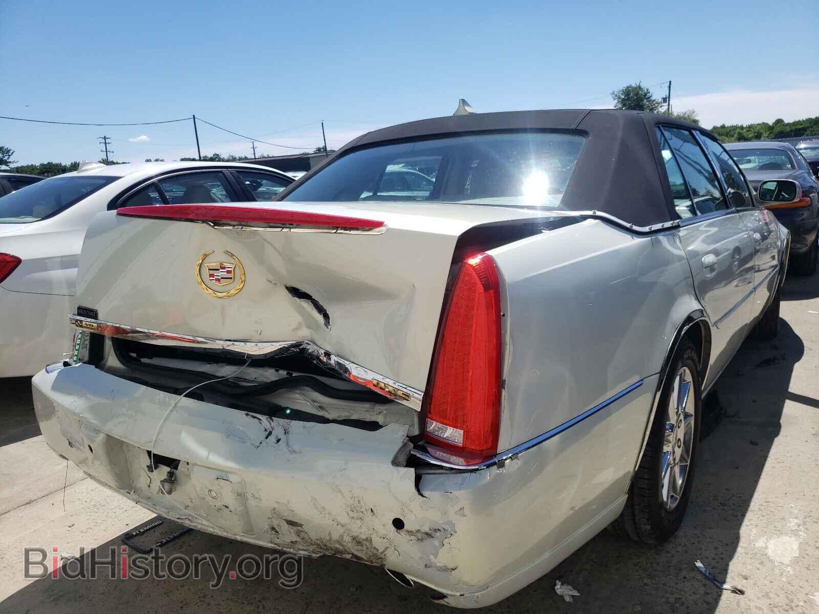 2010 CADILLAC DTS - VIN: 1G6KD5EY9AU104699 - Photo 4