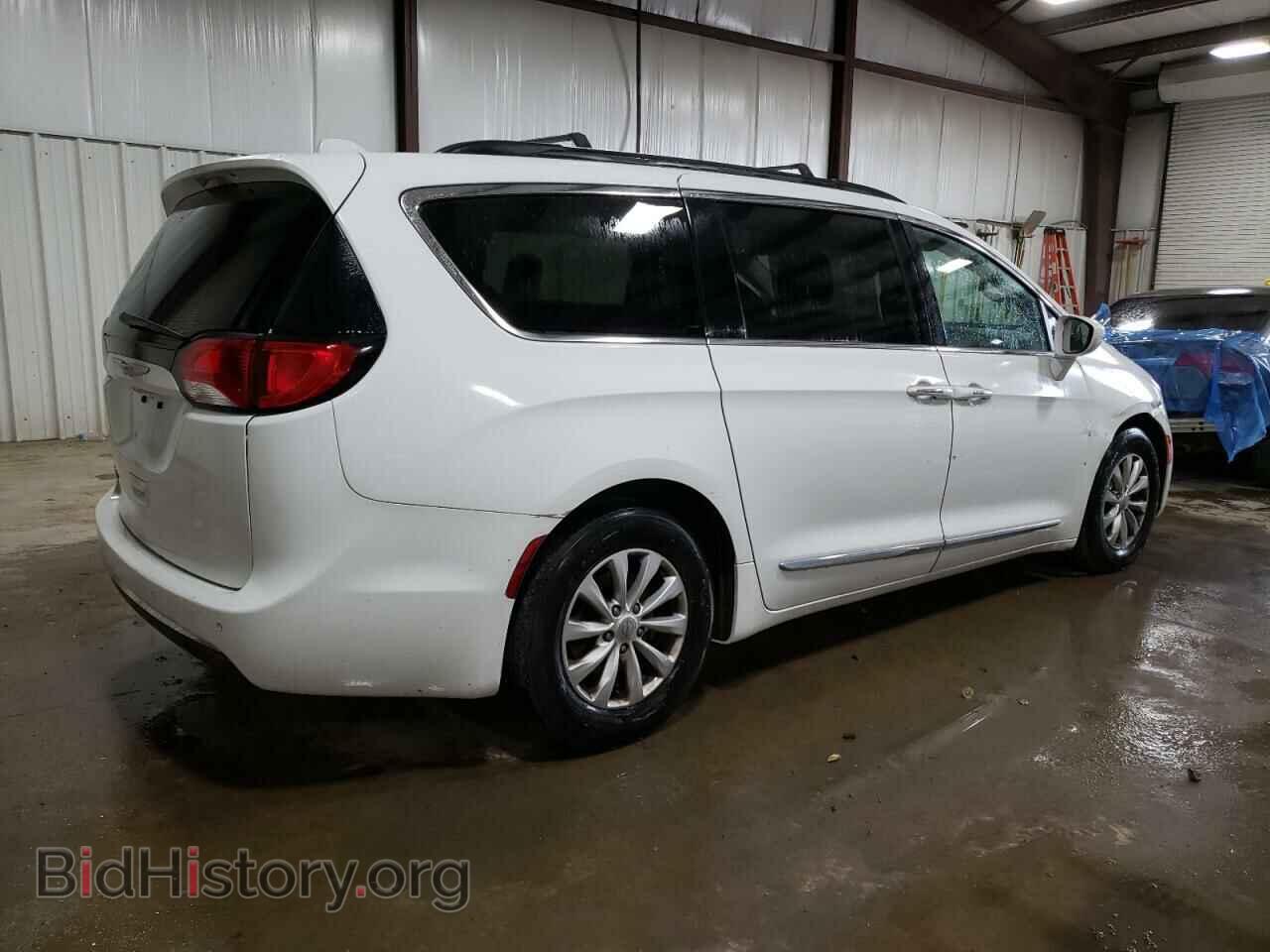 2017 CHRYSLER PACIFICA - VIN: 2C4RC1BG9HR691903 - Фото 3