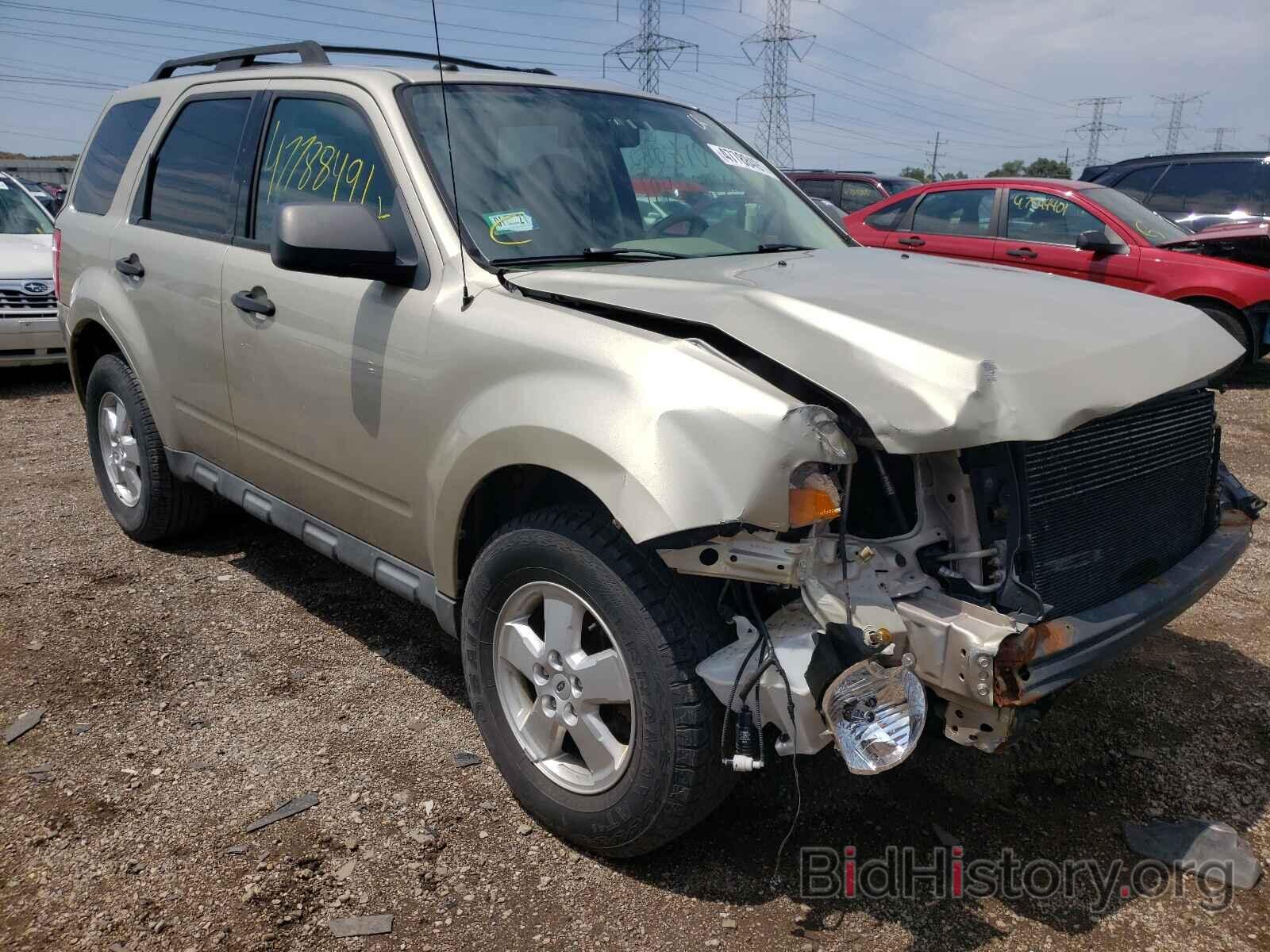 Photo 1FMCU0DG0AKA54215 - FORD ESCAPE 2010