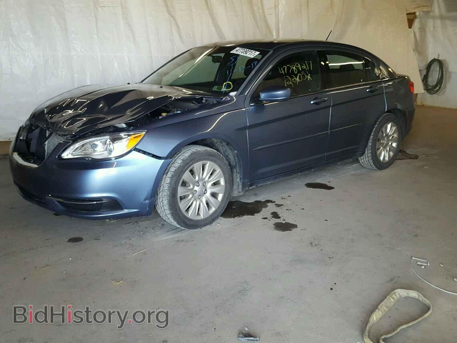2011 CHRYSLER 200 - VIN: 1C3BC4FB2BN558099 - Photo 2