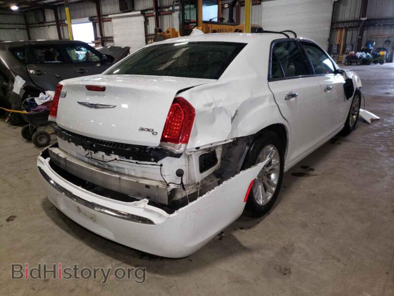 2017 Chrysler 300 (VIN 2C3CCAEG2HH559853) — фото 4 из 10