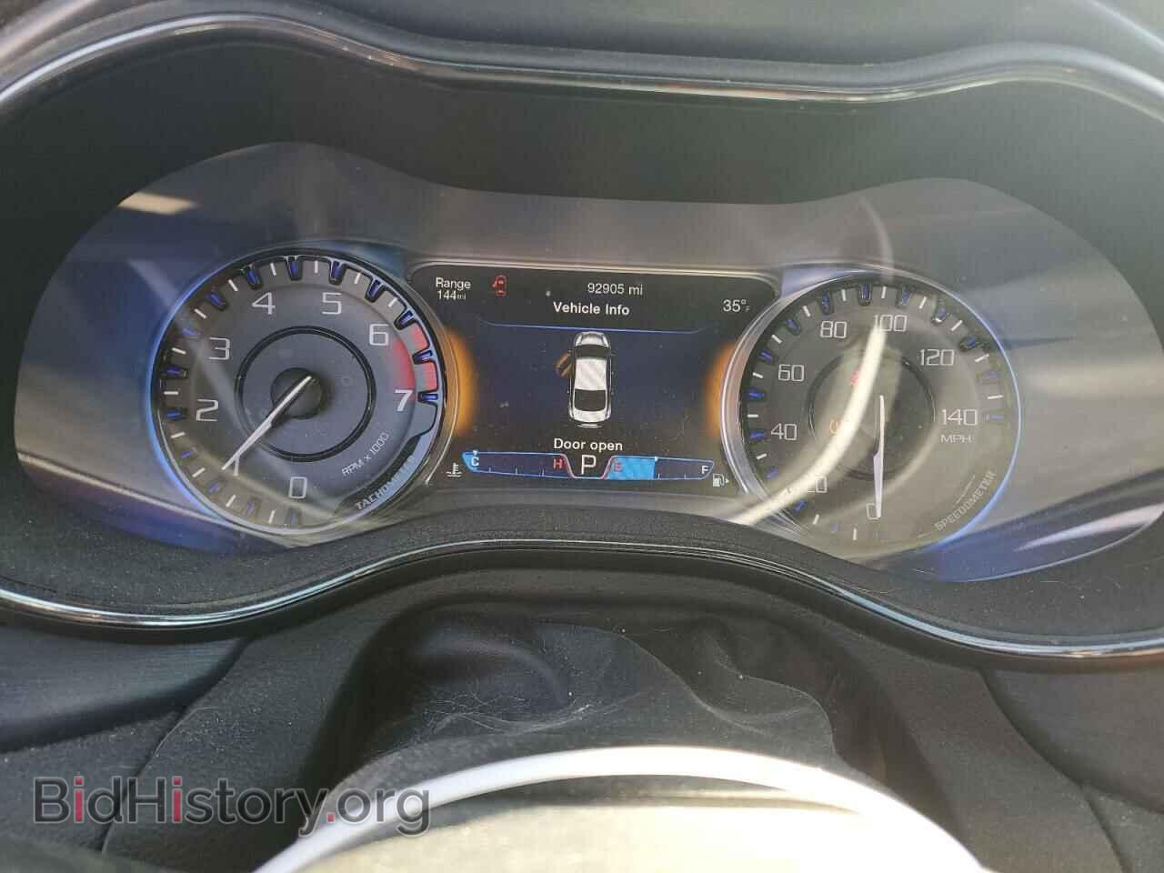 2016 CHRYSLER 200 - VIN: 1C3CCCBB7GN174315 - Фото 9