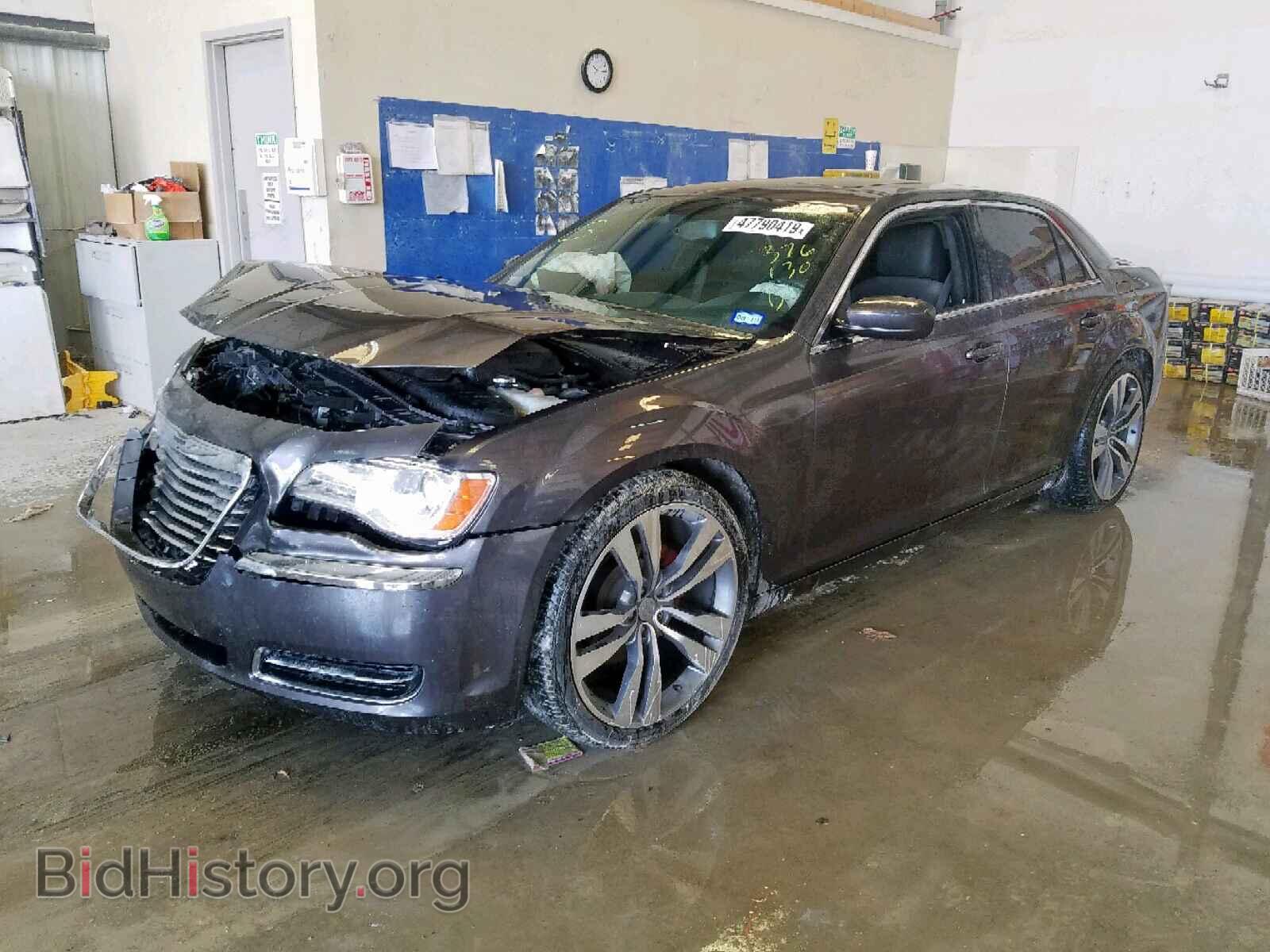 2014 CHRYSLER 300 - VIN: 2C3CCAAG9EH376130 - Фото 2