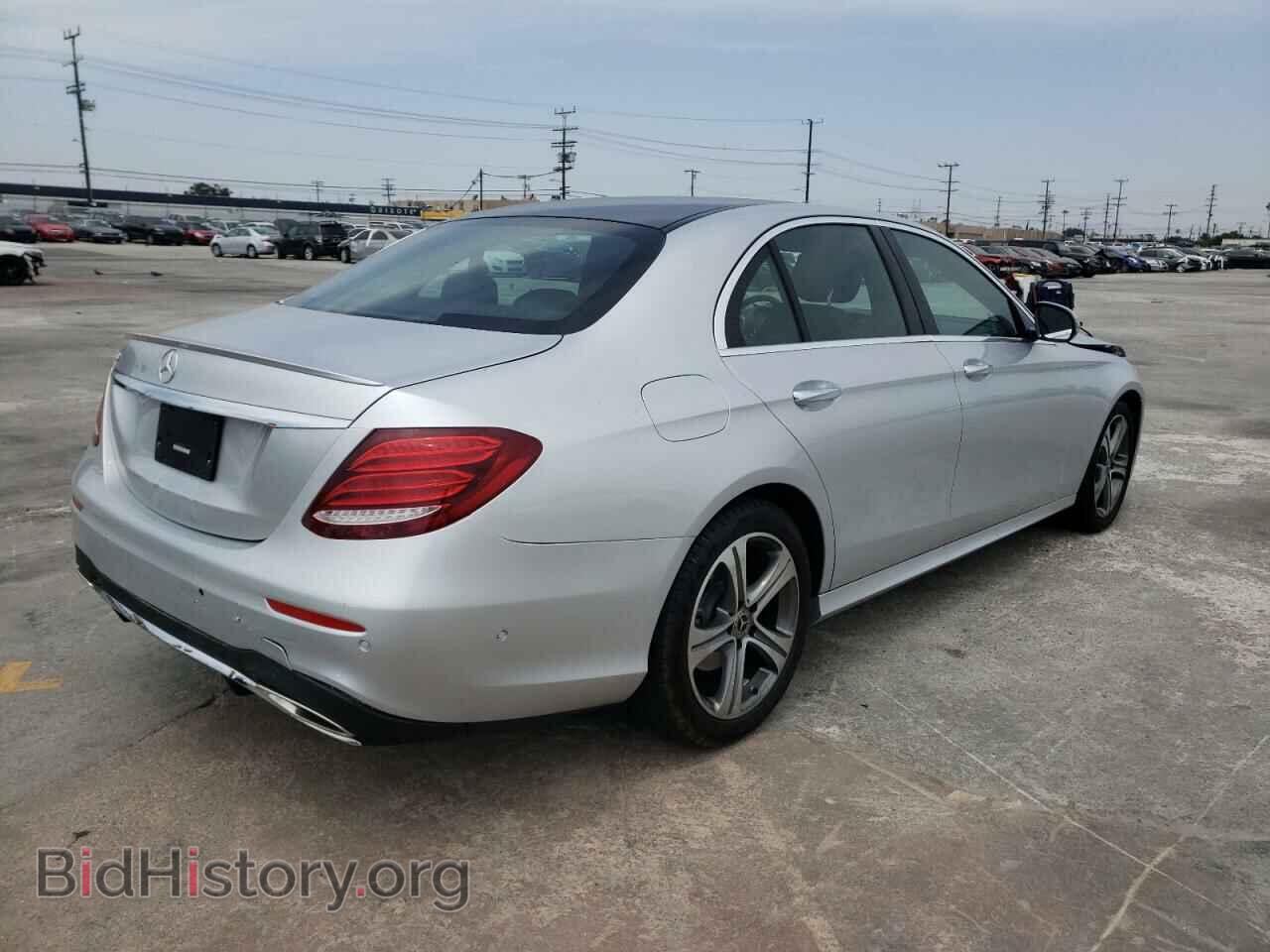 2018 MERCEDES-BENZ E-CLASS - VIN: WDDZF4JB9JA383810 - Фото 4