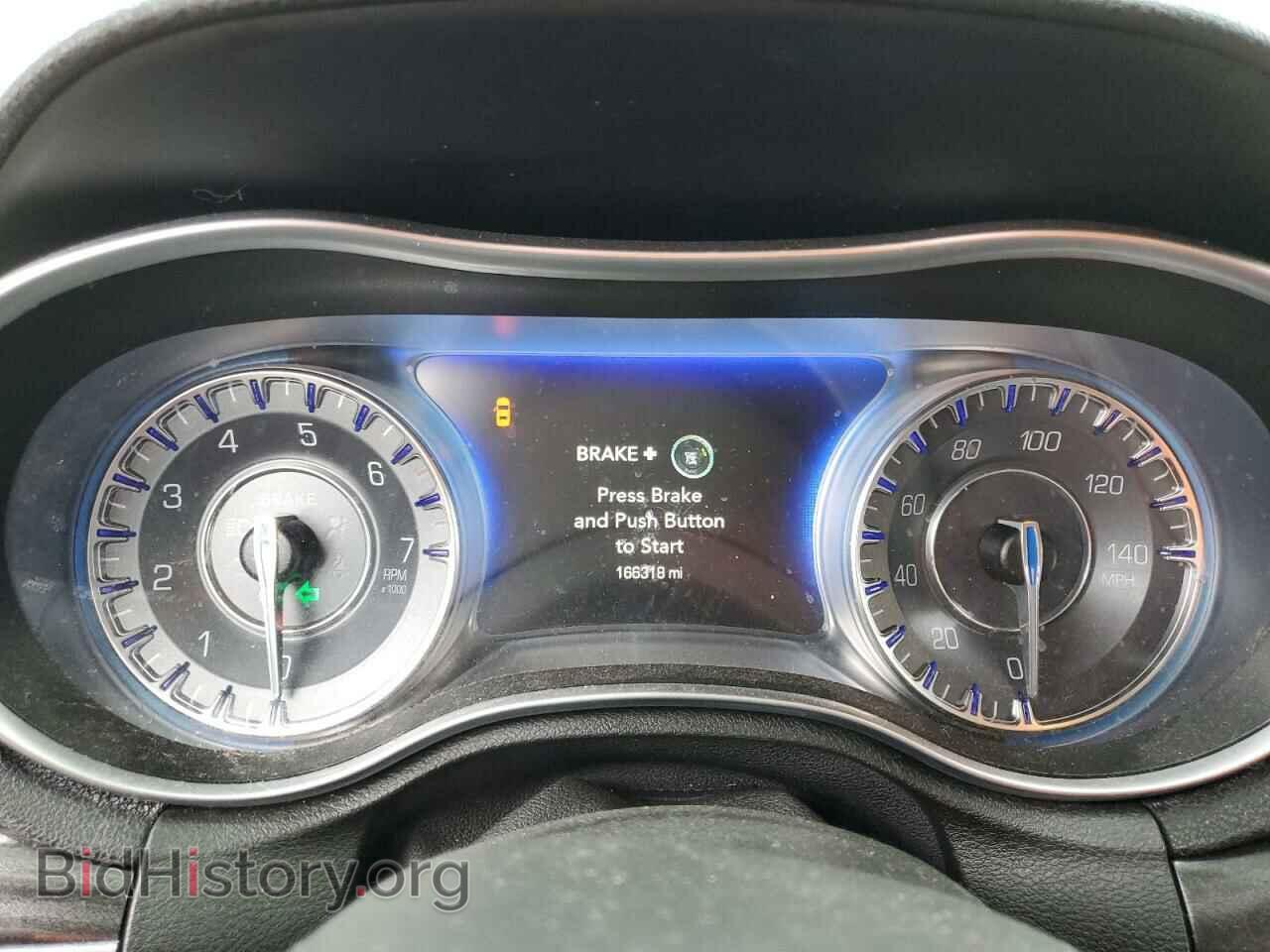 2016 CHRYSLER 300 - VIN: 2C3CCAAG4GH235596 - Фото 9