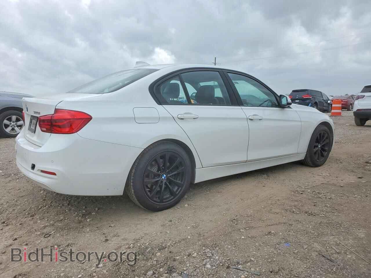 2017 BMW 3 SERIES - VIN: WBA8E1G30HNU16331 - Фото 3