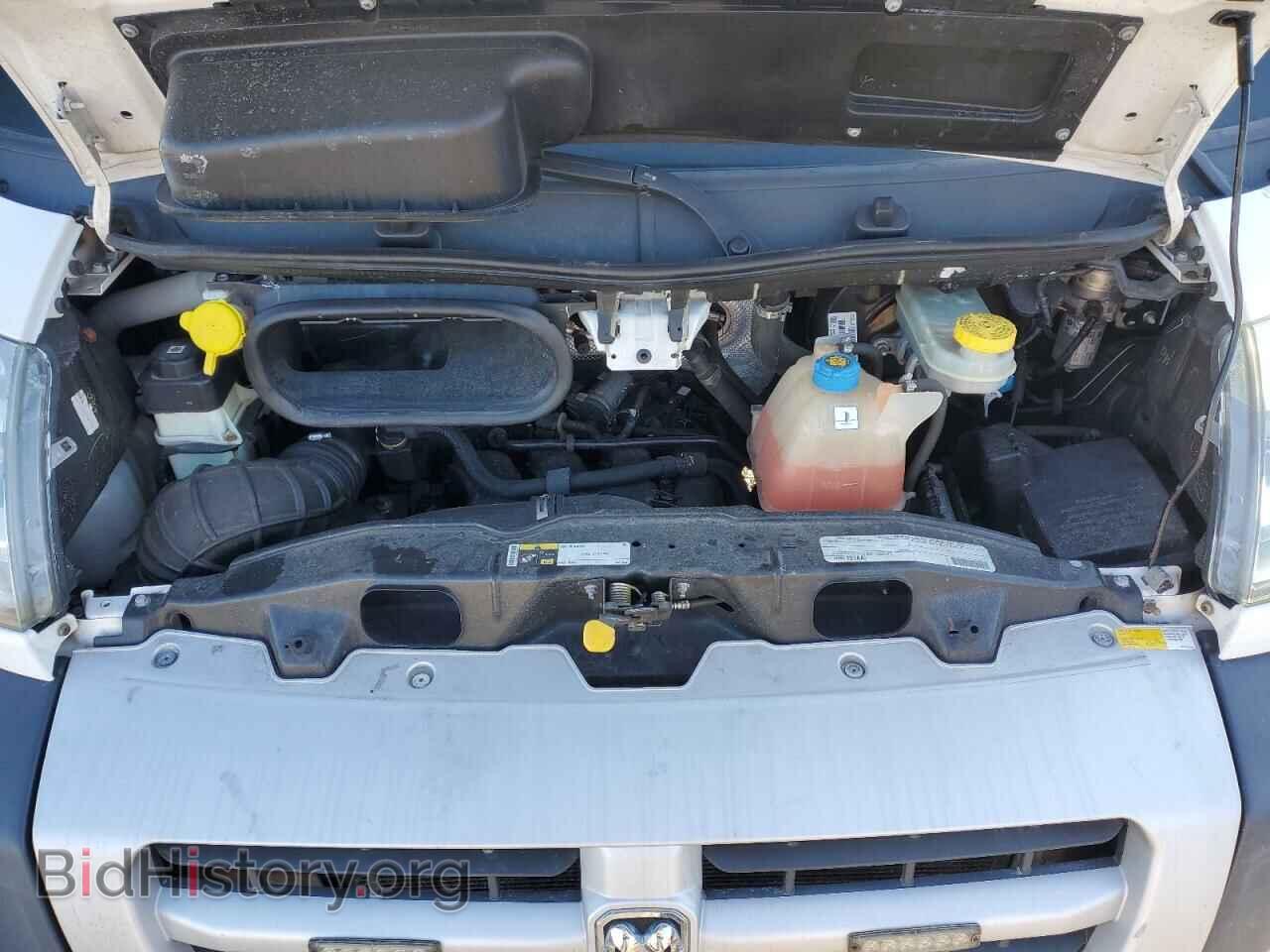 2015 RAM All Models - VIN: 3C6TRVAG5FE517541 - Фото 12