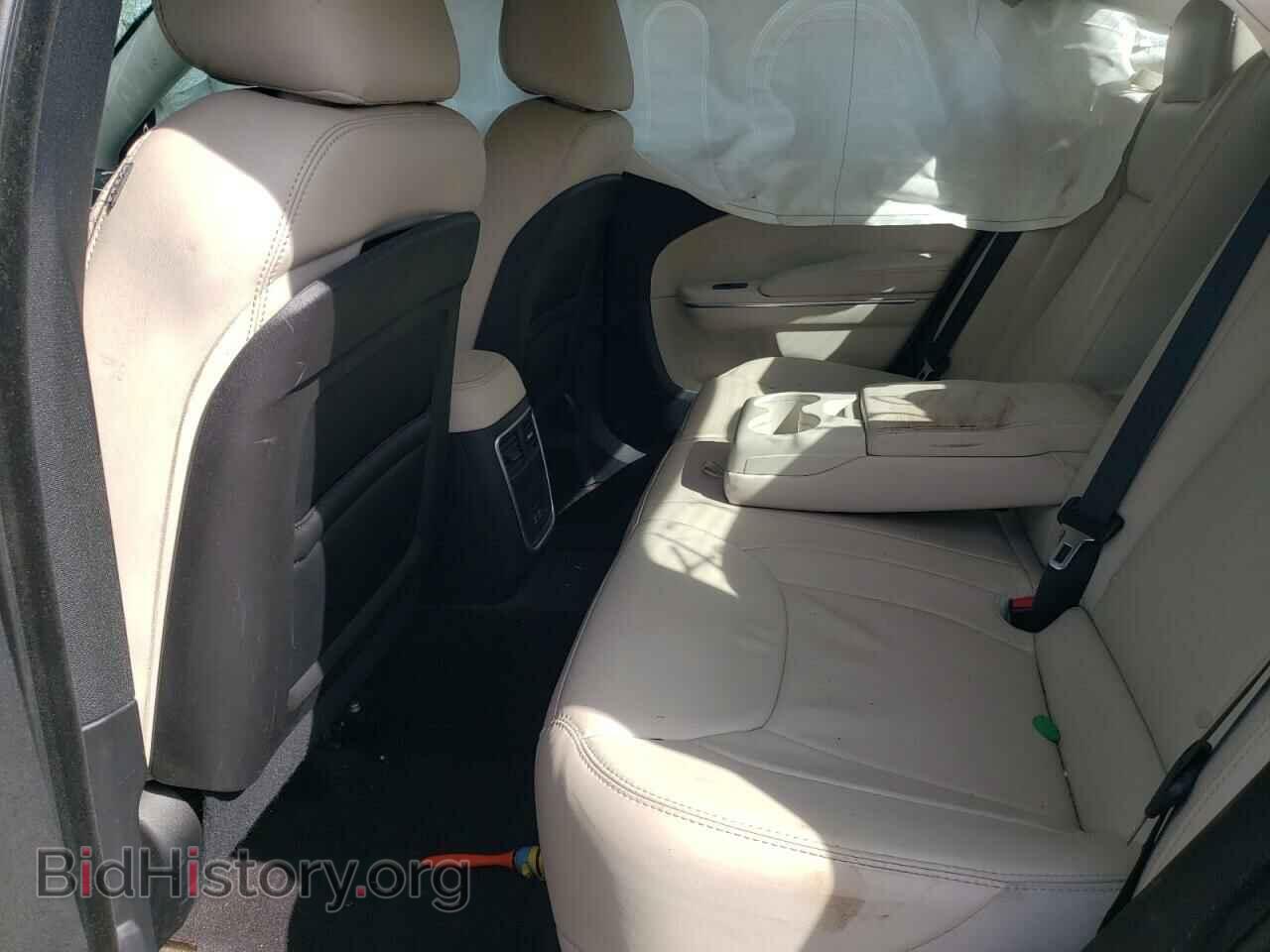 2017 CHRYSLER 300 - VIN: 2C3CCAAG5HH516338 - Фото 10