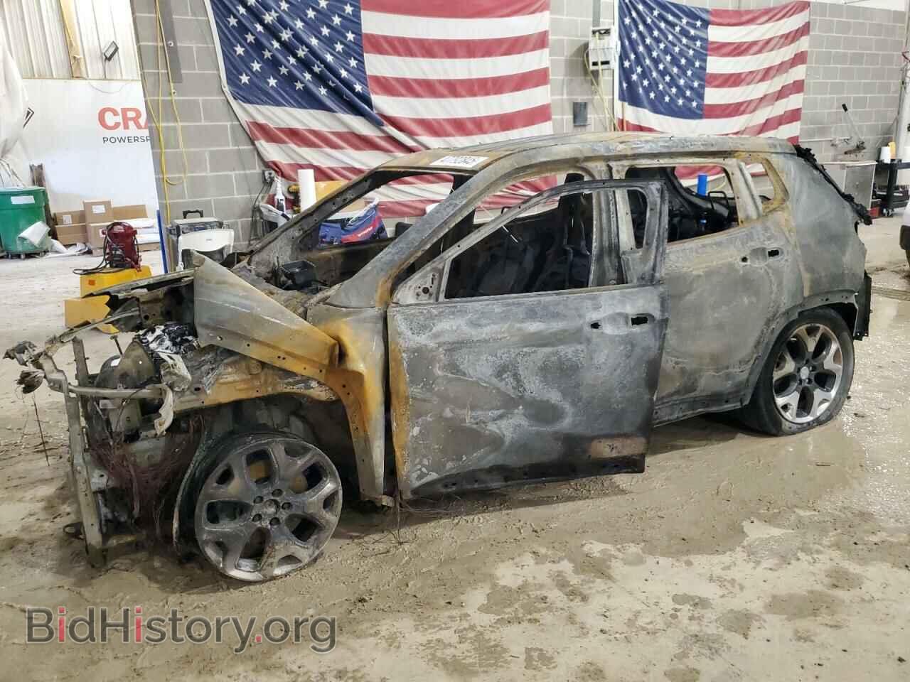 Фотография 3C4NJDCB2LT209058 - JEEP COMPASS 2020