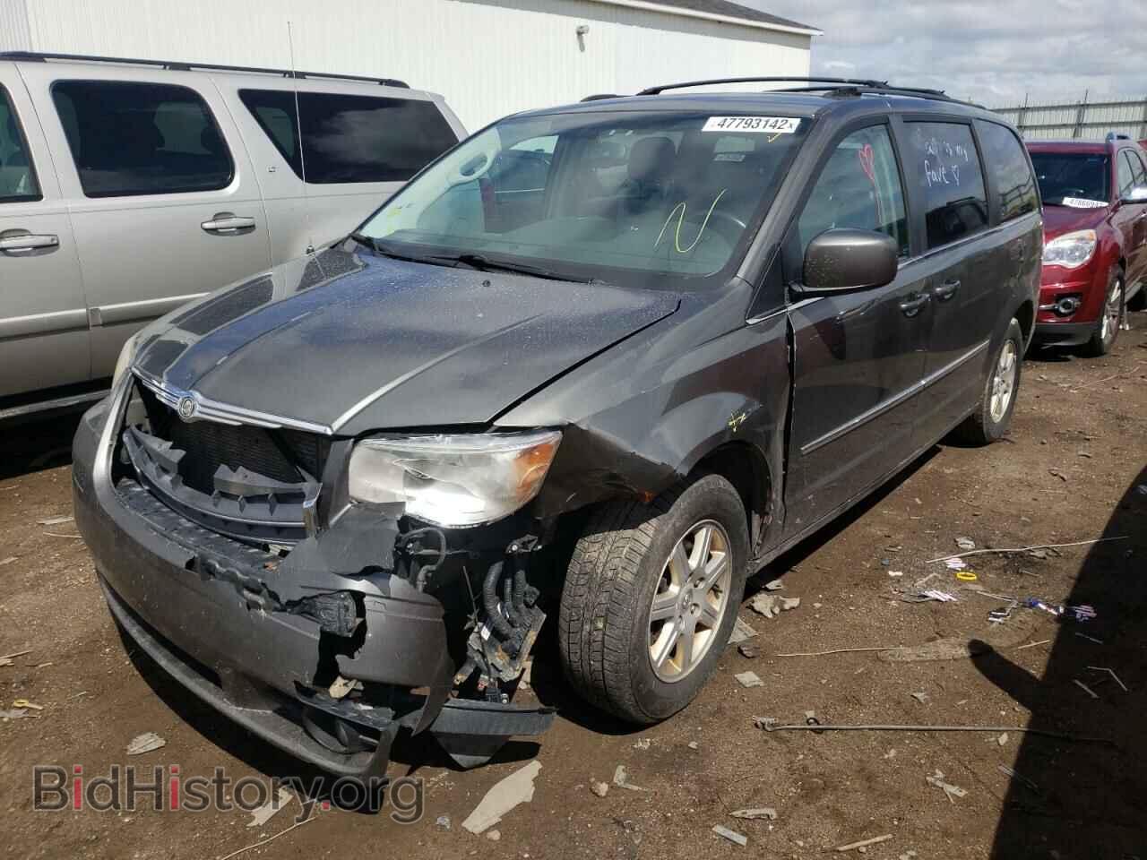 2010 CHRYSLER MINIVAN - VIN: 2A4RR8D15AR334329 - Фото 2