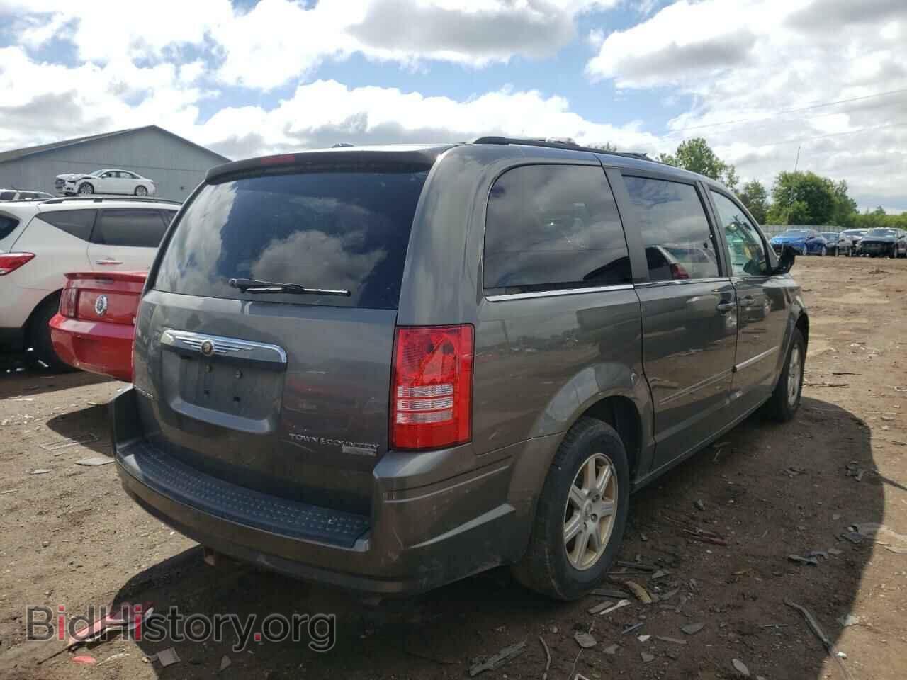 2010 CHRYSLER MINIVAN - VIN: 2A4RR8D15AR334329 - Фото 4