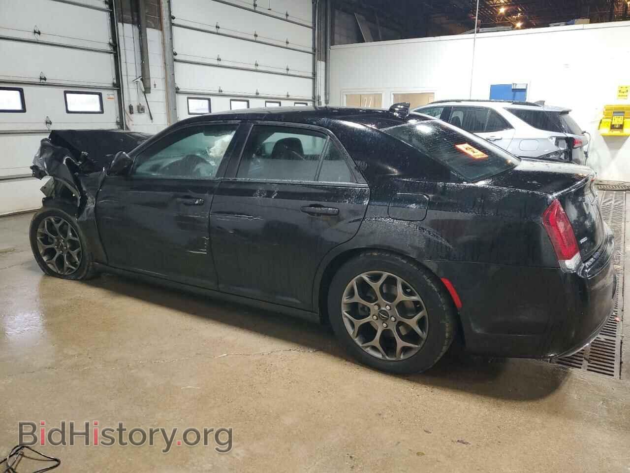 2016 CHRYSLER 300 - VIN: 2C3CCAGG8GH209106 - Фото 2