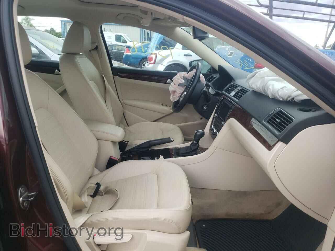 2012 VOLKSWAGEN PASSAT - VIN: 1VWCH7A37CC032497 - Фото 5