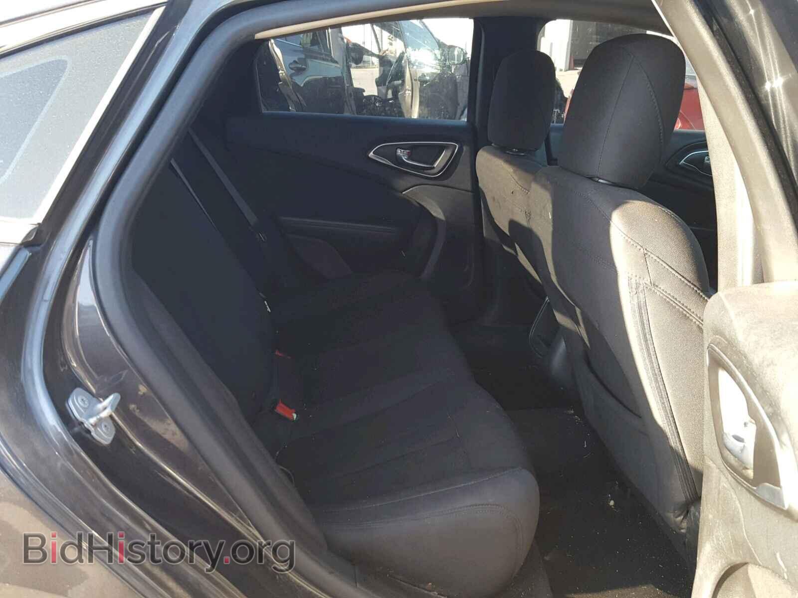 2015 CHRYSLER 200 - VIN: 1C3CCCAB2FN628938 - Фото 6