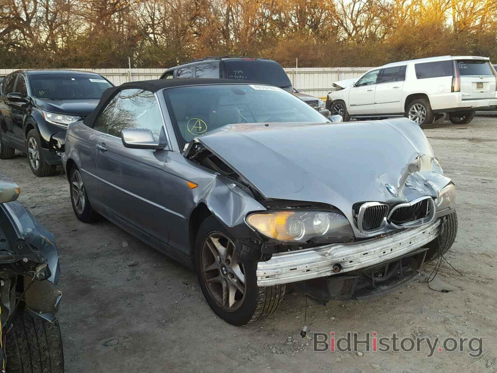 Photo WBABW33414PL27587 - BMW 325 CI 2004