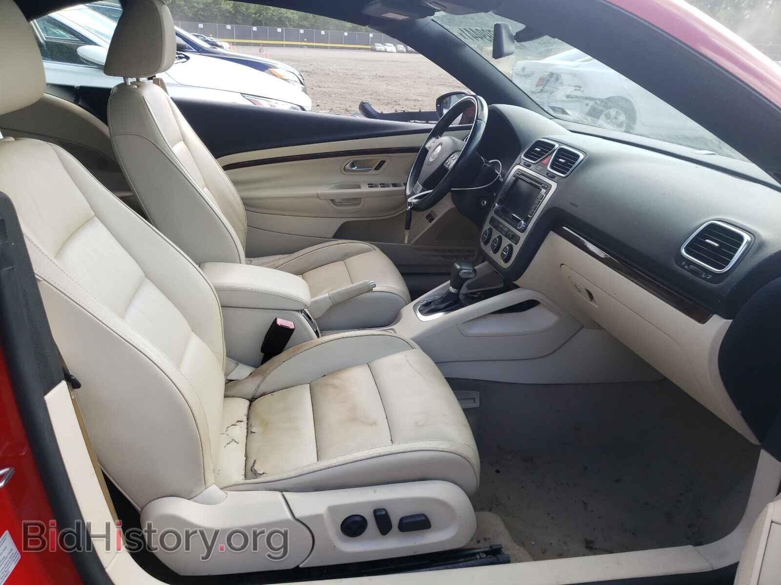 2009 VOLKSWAGEN EOS - VIN: WVWFA71FX9V021005 - Фото 5