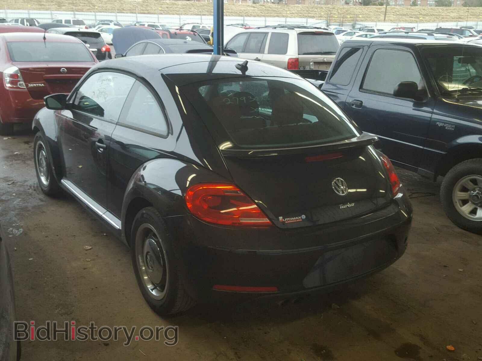 2016 VOLKSWAGEN BEETLE - VIN: 3VWF17AT2GM635203 - Фото 3