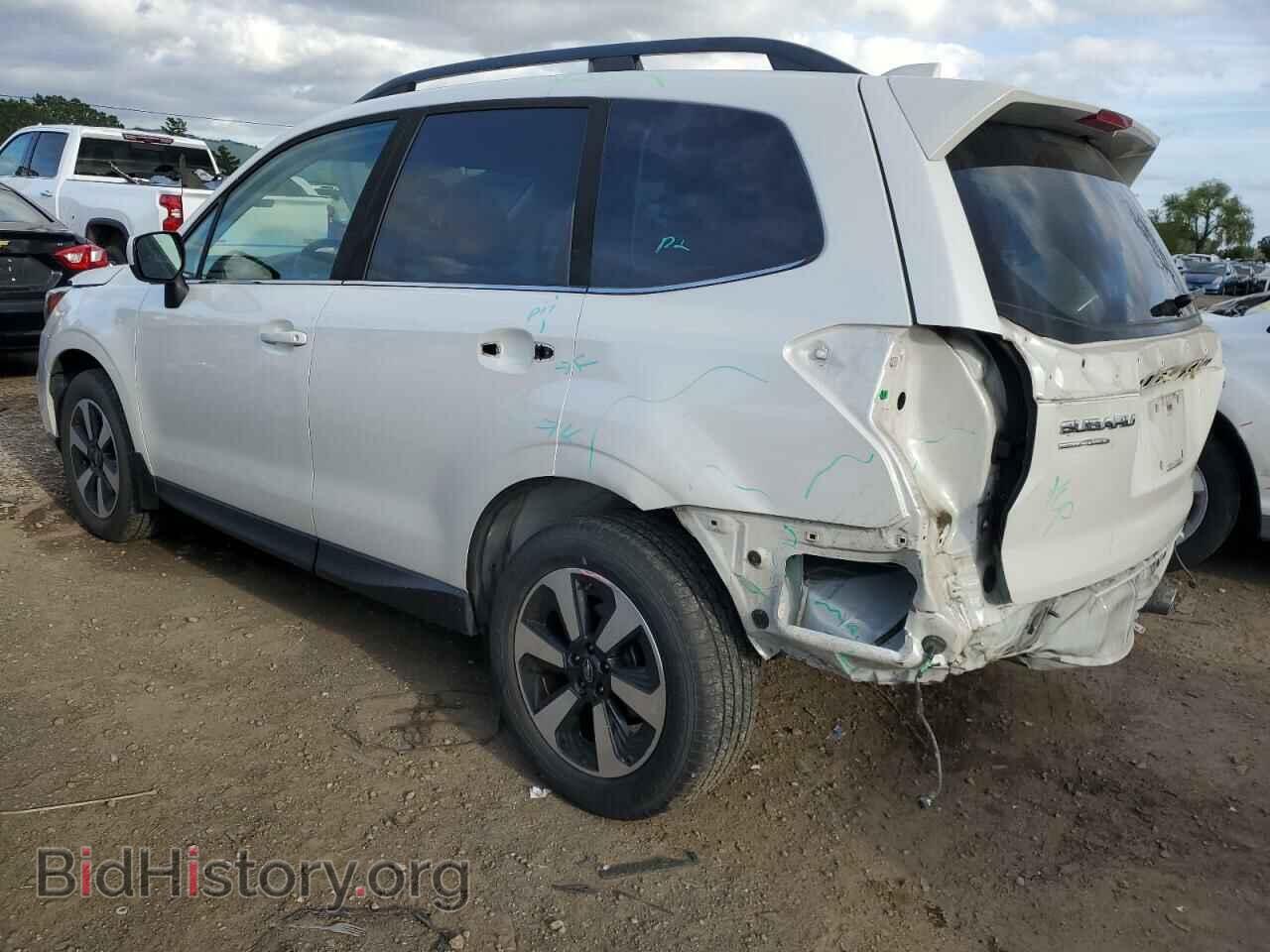 2017 SUBARU FORESTER - VIN: JF2SJAJC2HH538962 - Фото 2