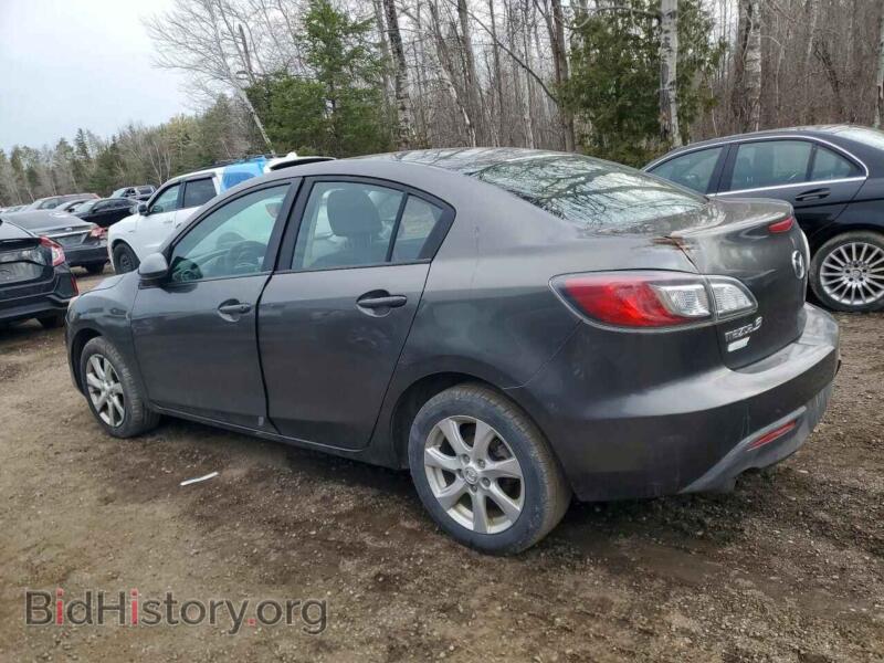 2011 Mazda 3 (VIN JM1BL1UF8B1399502) — фото 2 из 12