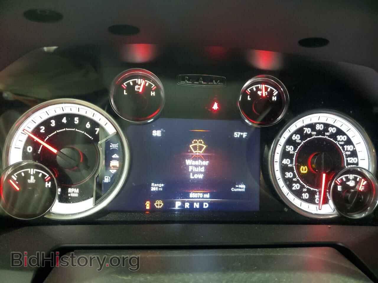 2018 RAM 1500 - VIN: 1C6RR7MT1JS145801 - Фото 9