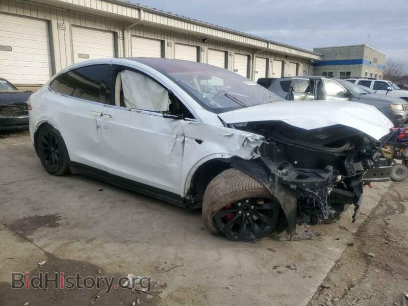 2017 Tesla MODEL X (VIN 5YJXCBE46HF052811) — photo 4 of 13