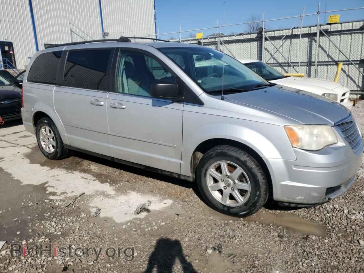2010 CHRYSLER MINIVAN - VIN: 2A4RR2D12AR399040 - Фото 4