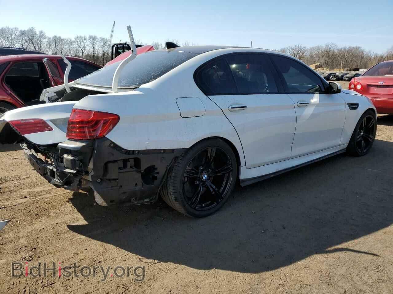 2015 BMW M5 - VIN: WBSFV9C51FD594664 - Фото 3