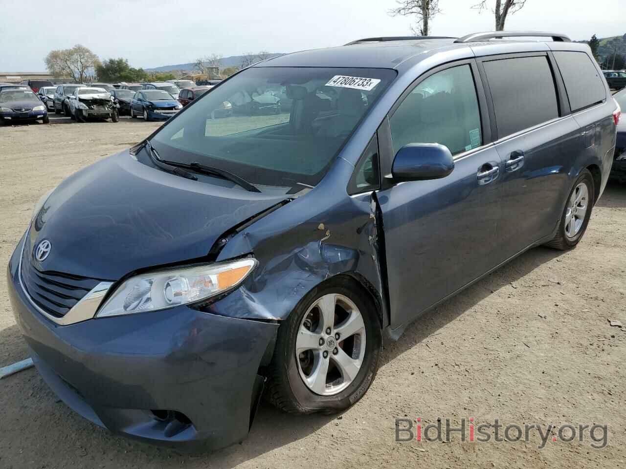 Фотография 5TDKK3DC5GS720460 - TOYOTA SIENNA 2016