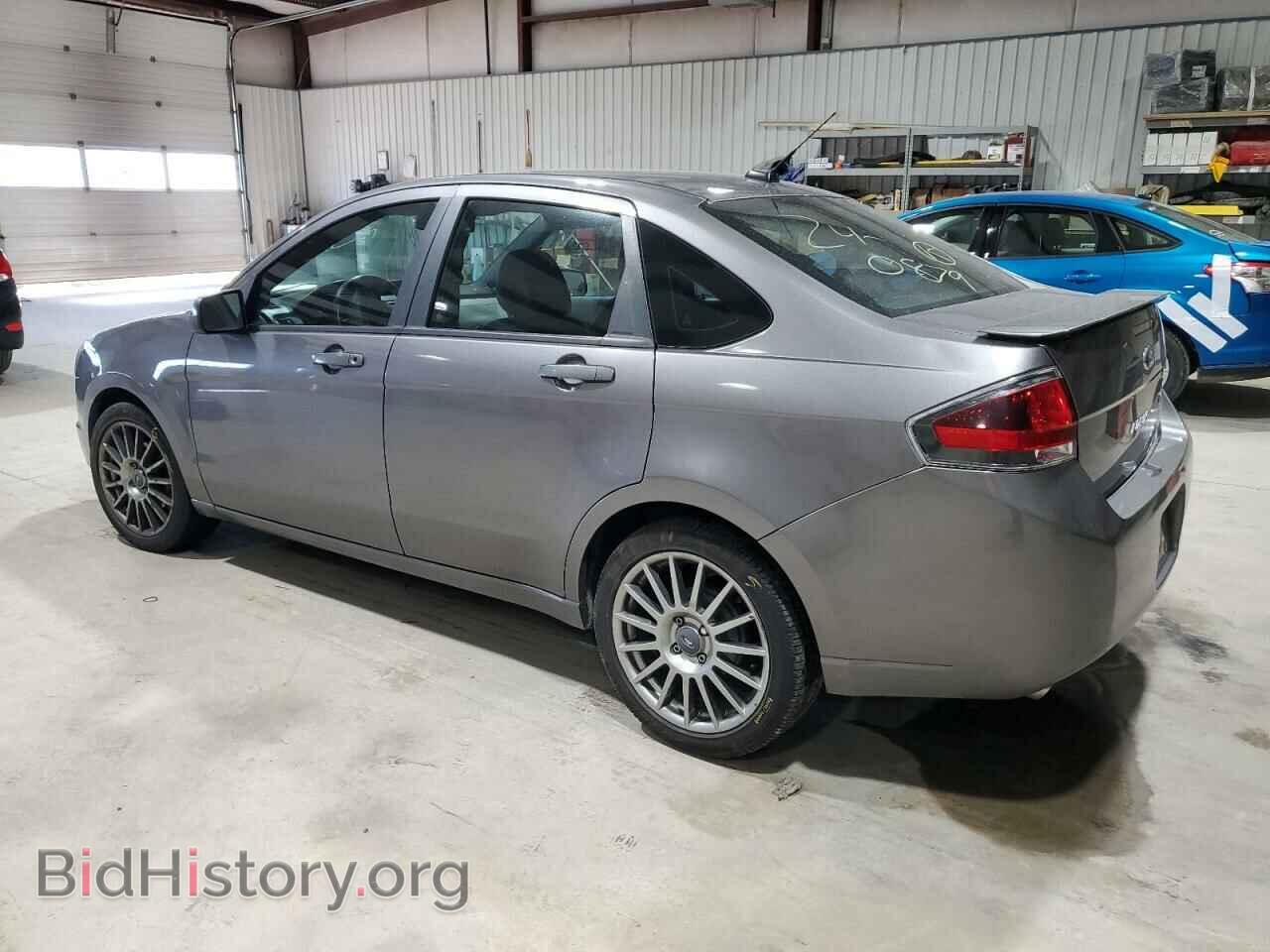 2011 FORD FOCUS - VIN: 1FAHP3GN2BW130806 - Фото 2