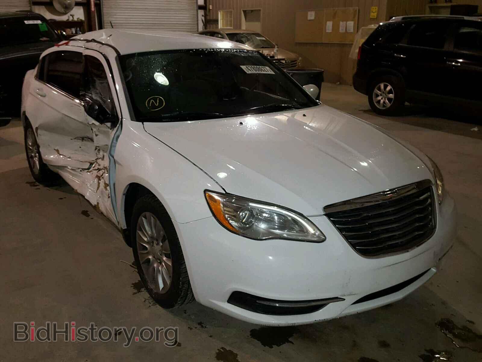 Photo 1C3BC4FG5BN547402 - CHRYSLER 200 2011
