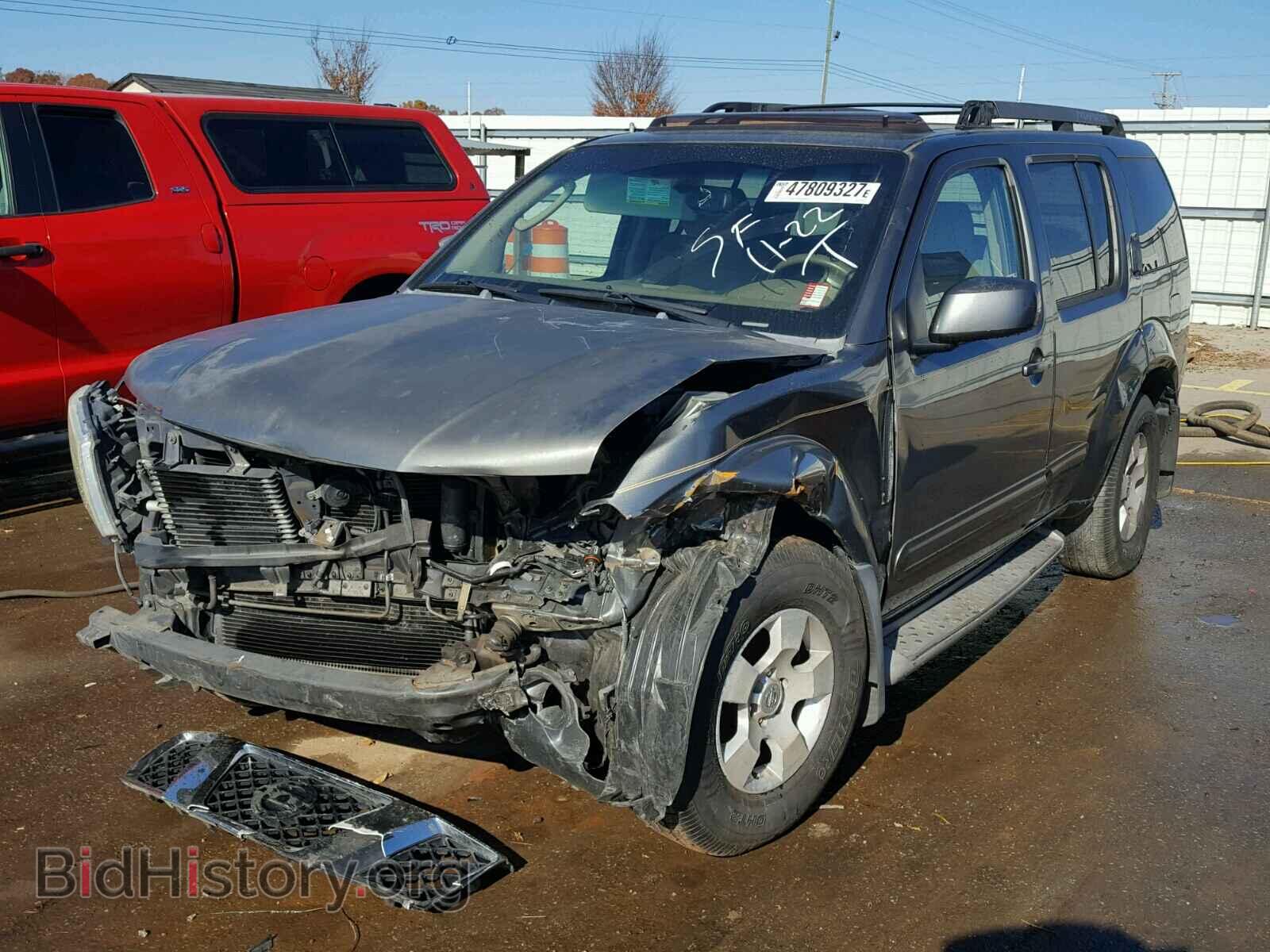 2005 NISSAN PATHFINDER - VIN: 5N1AR18U75C760239 - Фото 2