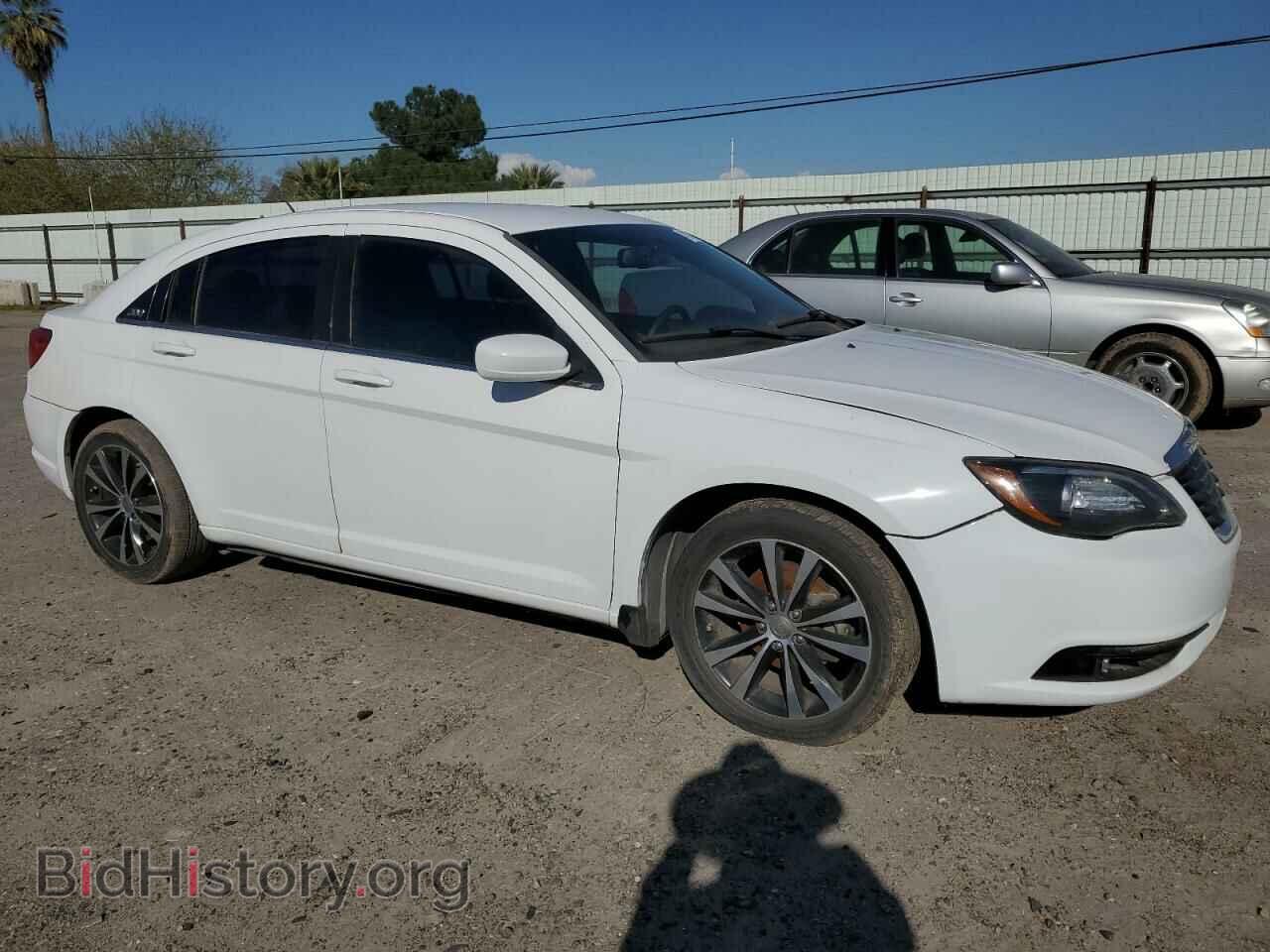 2013 CHRYSLER 200 - VIN: 1C3CCBCG1DN522030 - Фото 4