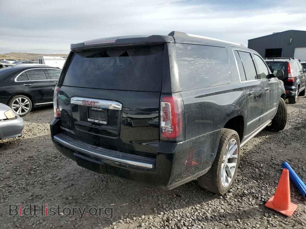 2016 GMC YUKON - VIN: 1GKS2HKJ6GR201810 - Фото 3