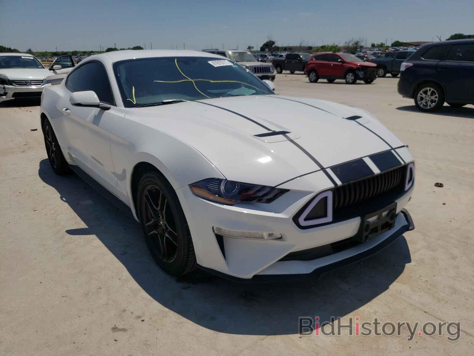 Photo 1FA6P8TH3K5117900 - FORD MUSTANG 2019