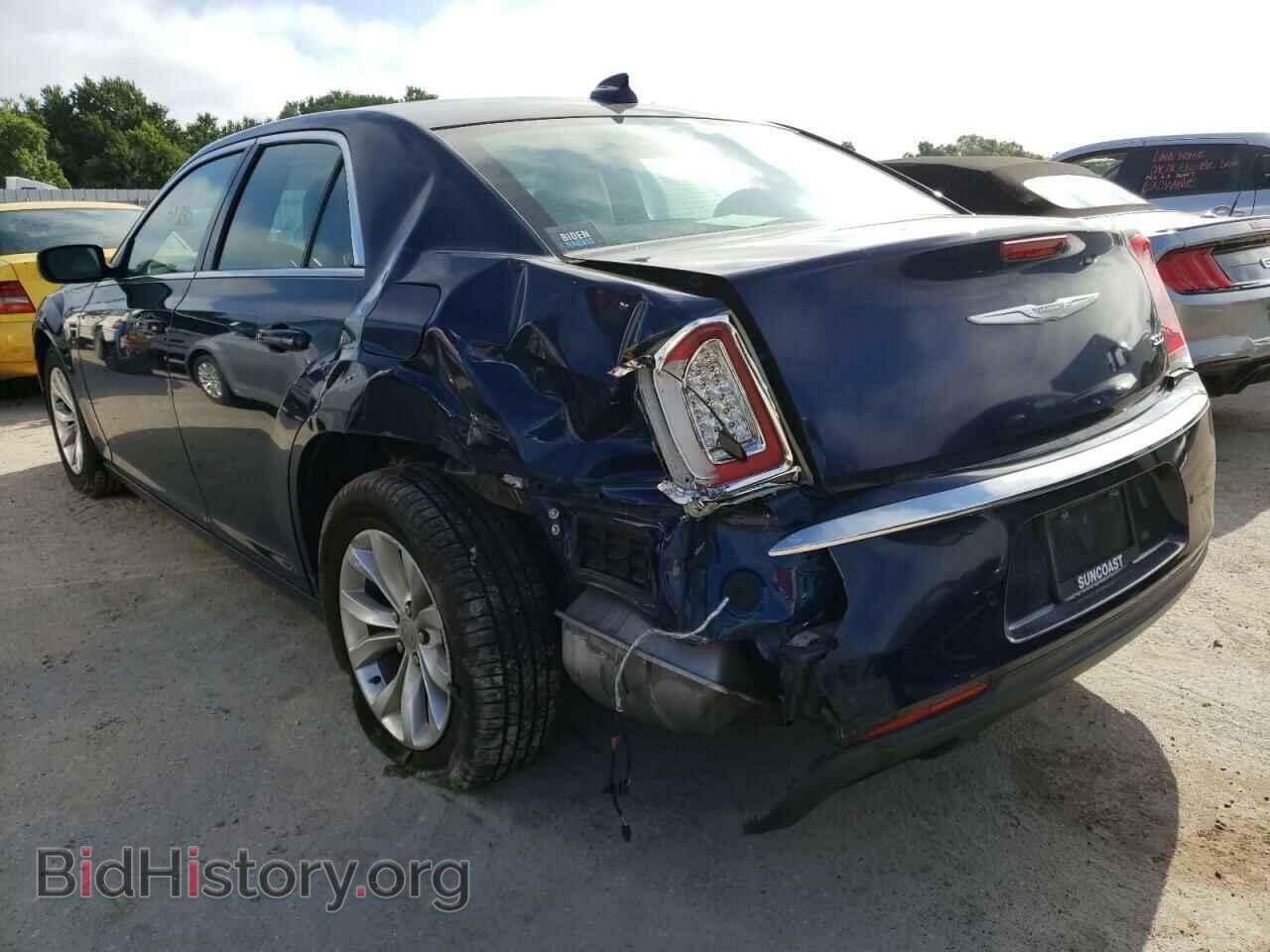 2016 CHRYSLER 300 - VIN: 2C3CCAAG5GH261432 - Фото 3