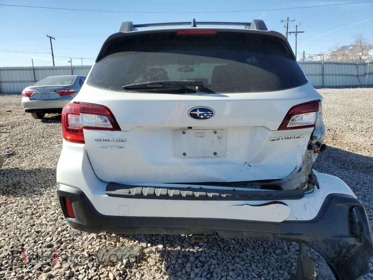 2018 SUBARU OUTBACK - VIN: 4S4BSACC5J3244172 - Фото 6